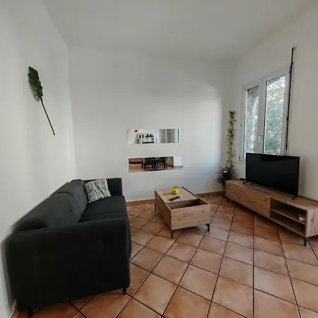 Mercader Apartment *